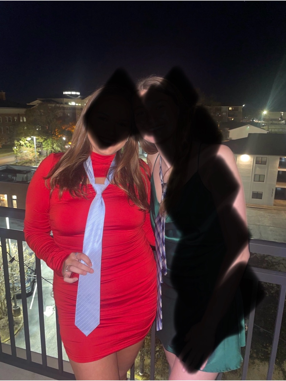 Red Long-Sleeve Bodycon Dress with cutout on chest